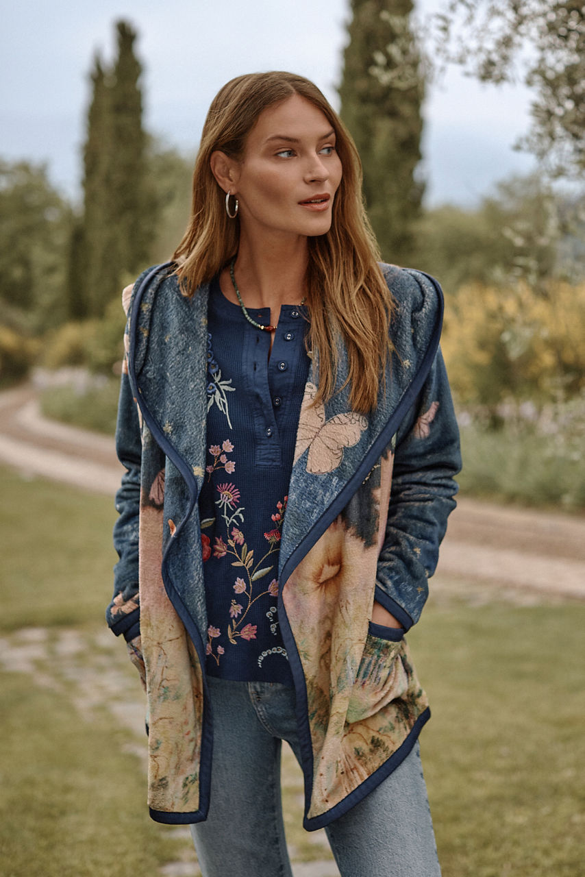 SHOP OUTERWEAR