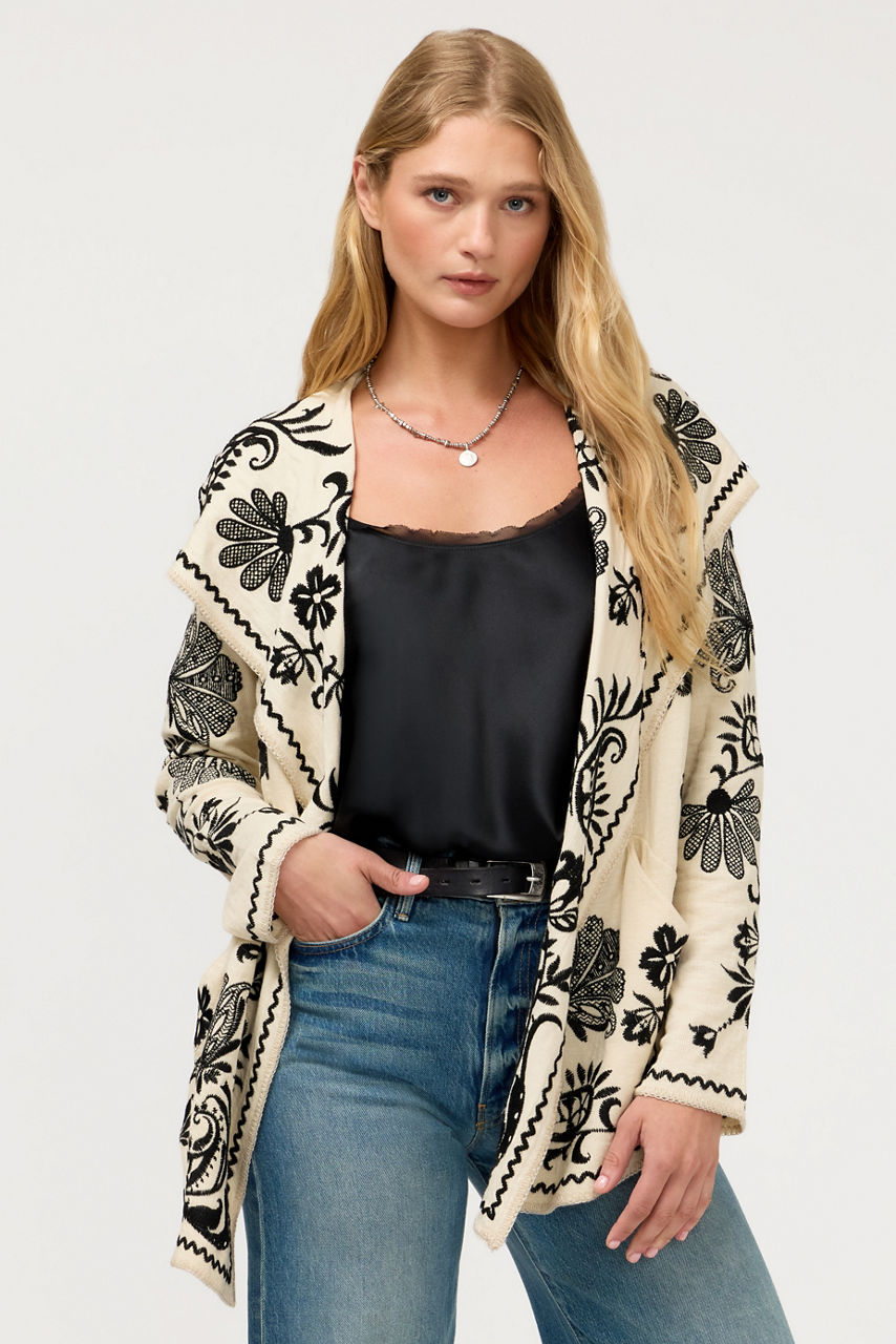 BIYA SHORT HOODIE, , large image 2