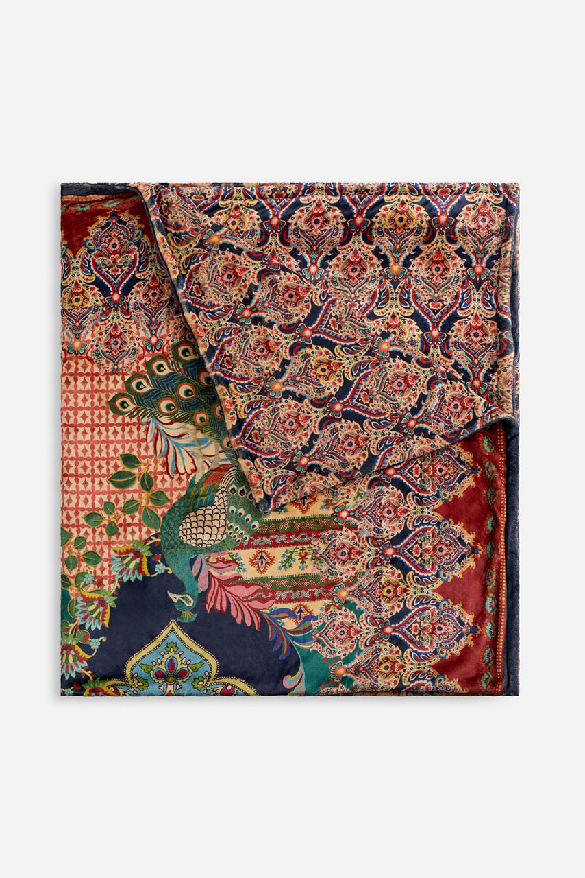 Laurel Canyon Cozy Blanket, , large image 1
