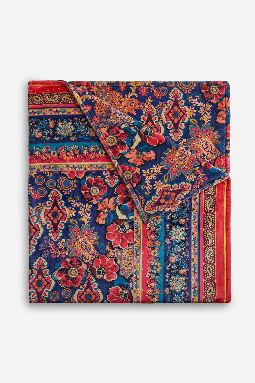 Laurel Canyon Cozy Blanket, , large image 1