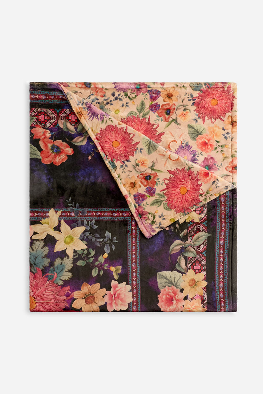 Laurel Canyon Cozy Blanket, , large image 1