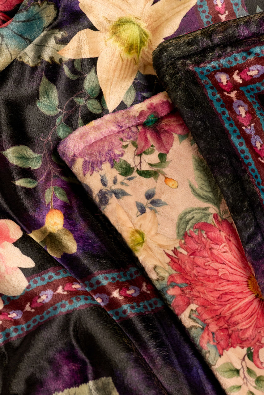 Laurel Canyon Cozy Blanket, , large image 5