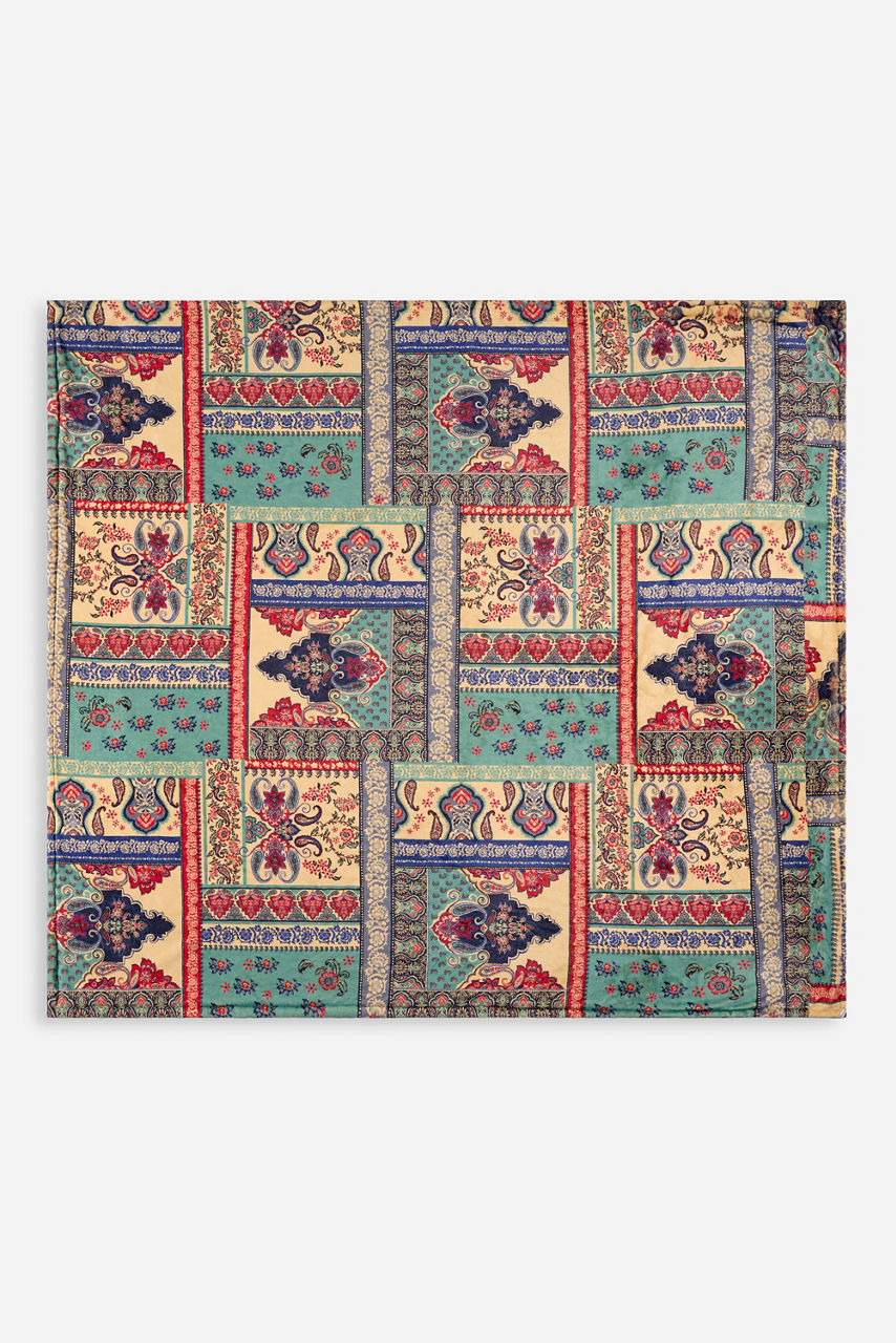 Laurel Canyon Cozy Blanket, , large image 2
