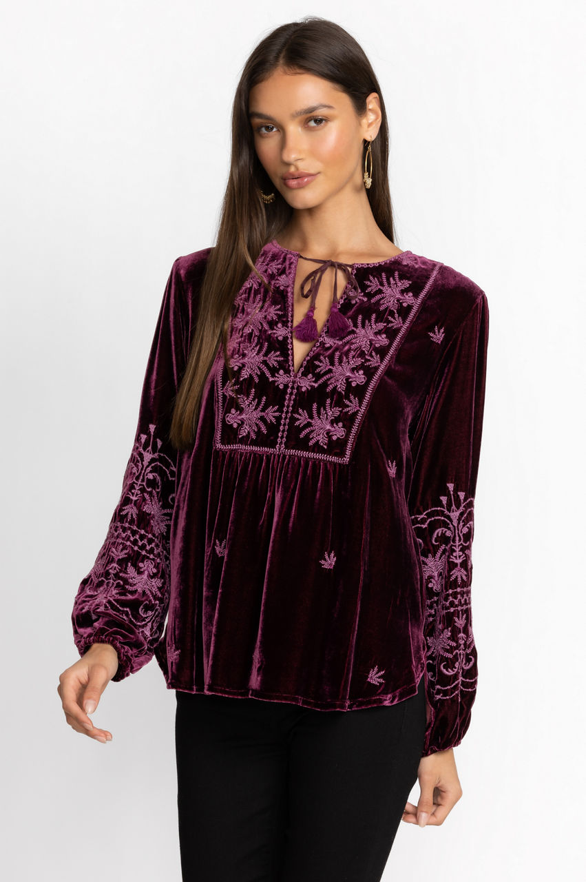 Buy Palmira Curved Hem Prairie Blouse | Johnny Was