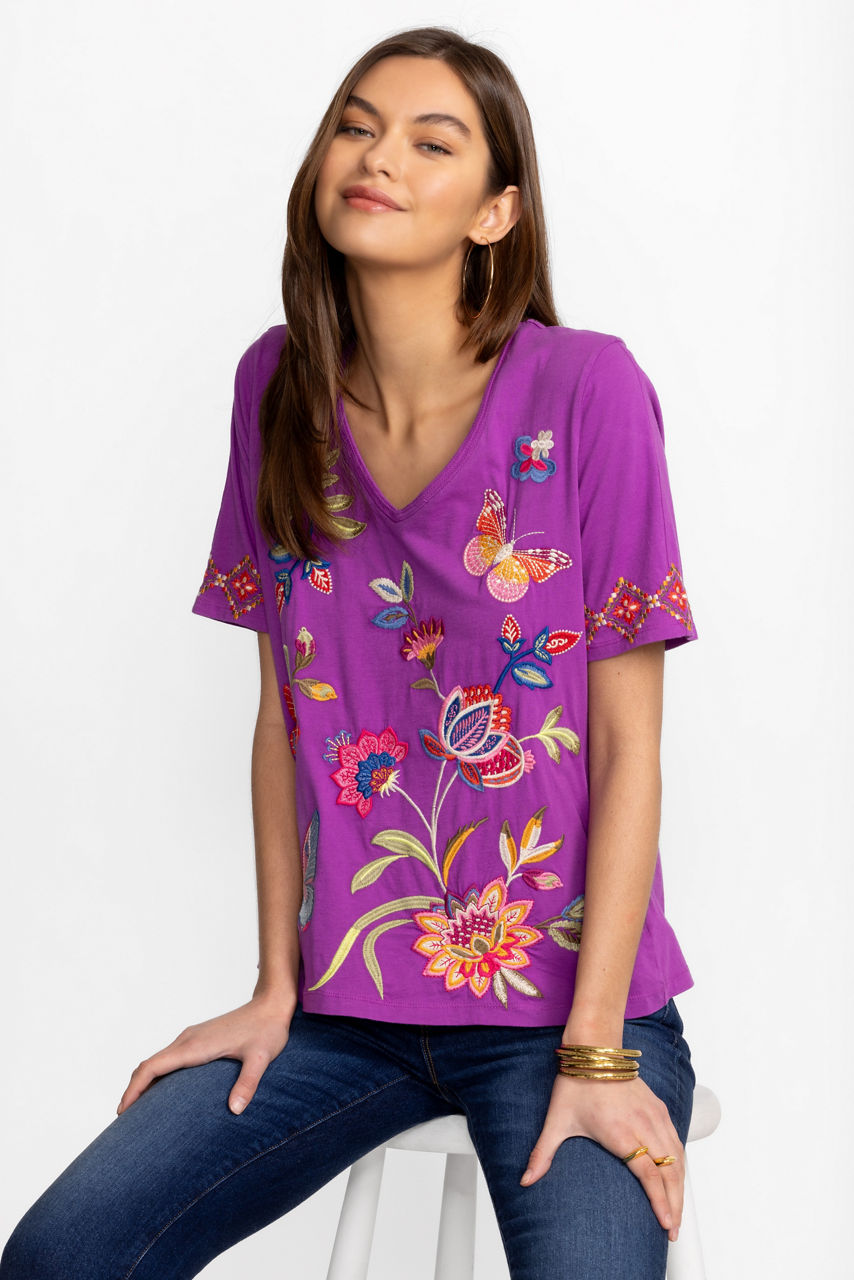 GRACEY TRAPUNTO V-NECK T-SHIRT