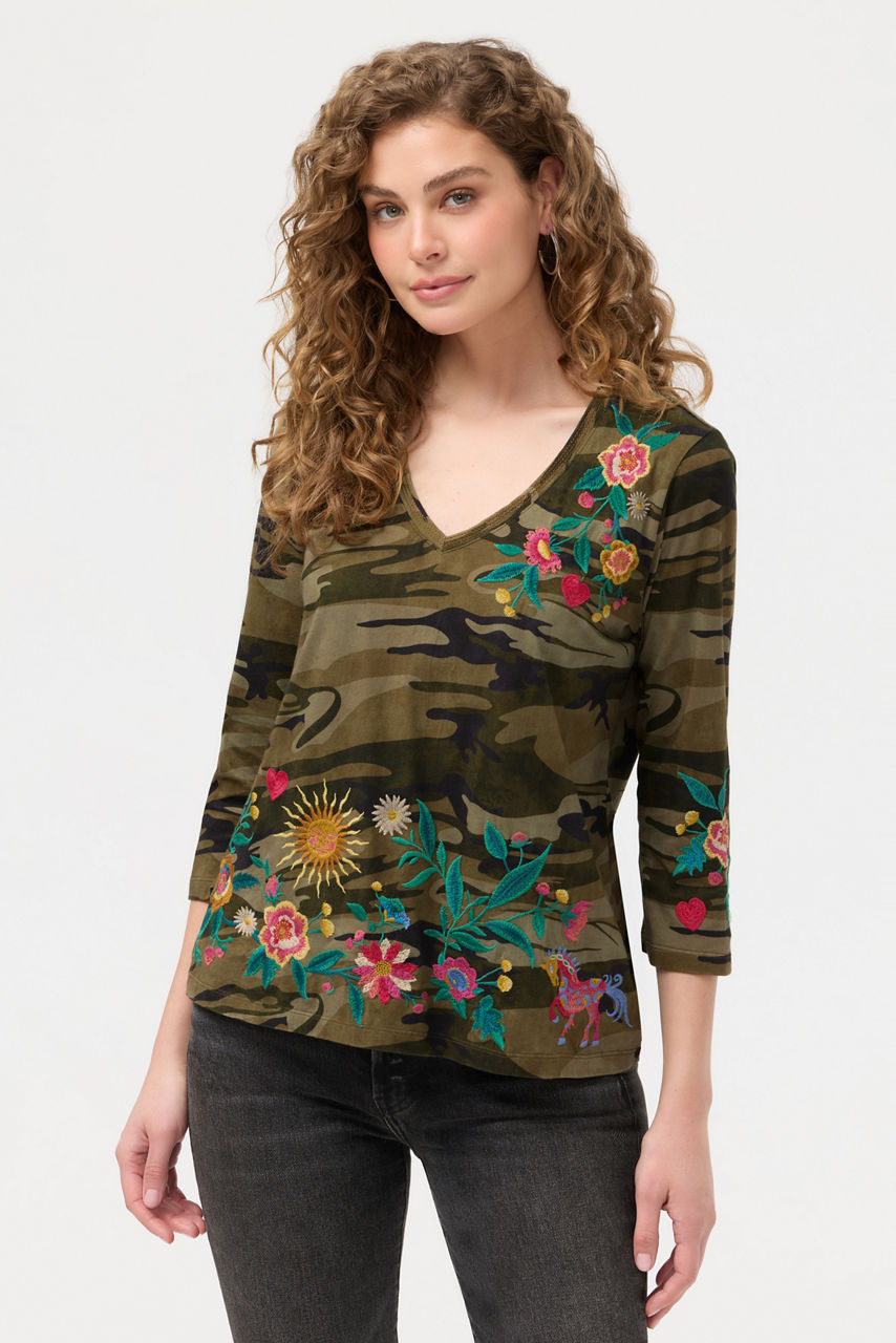 3/4 SLEEVE TRAPUNTO V-NECK TEE, , large image 1