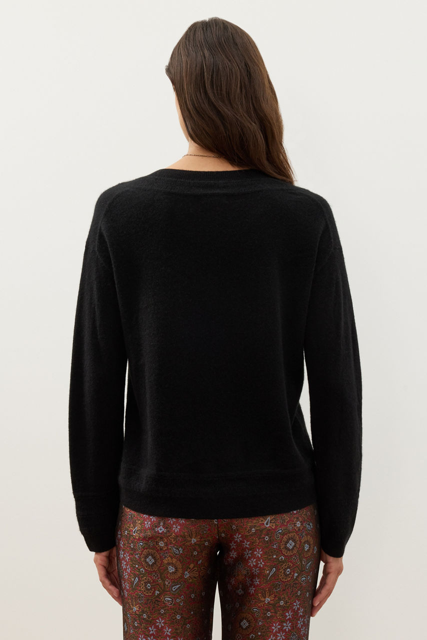 CASHMERE V-NECK SWEATER, , large image 3