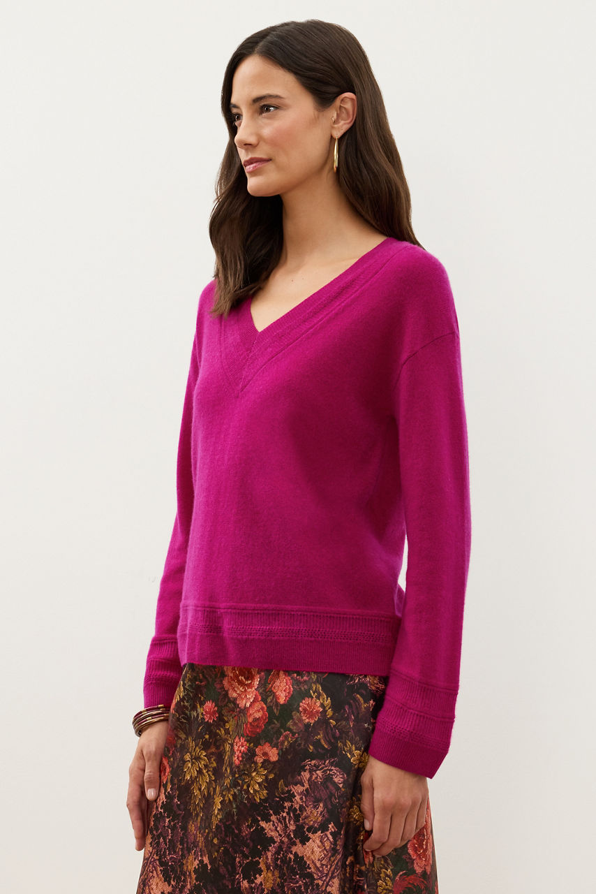 CASHMERE V-NECK SWEATER, , large image 3