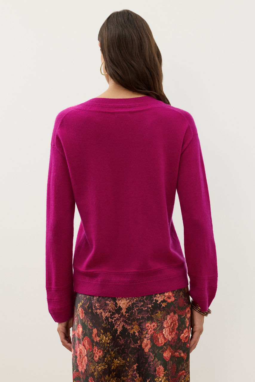 CASHMERE V-NECK SWEATER, , large image 4