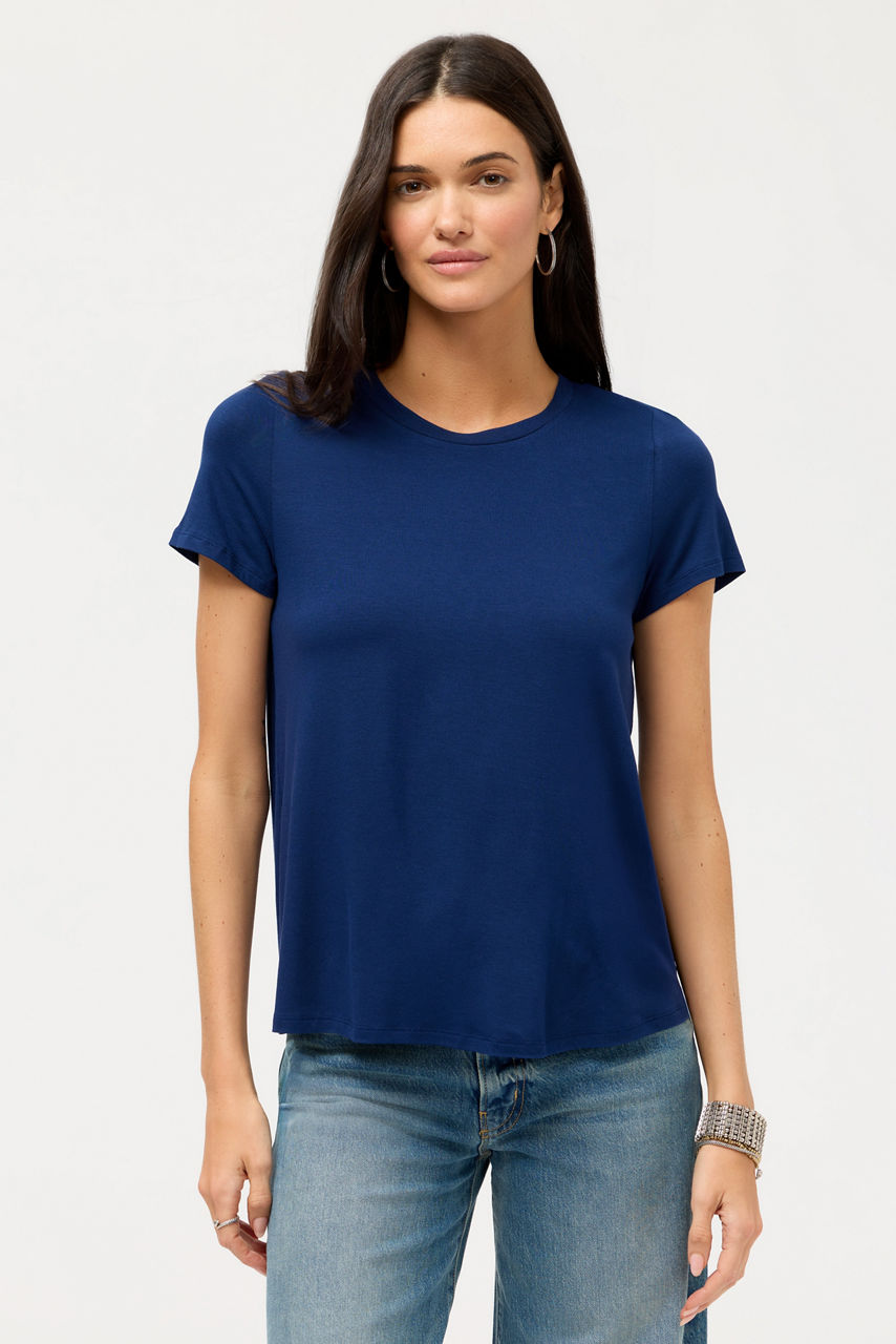 ESSENTIALS SHORT SLEEVE PLEAT BACK CREW NECK, , large image 1