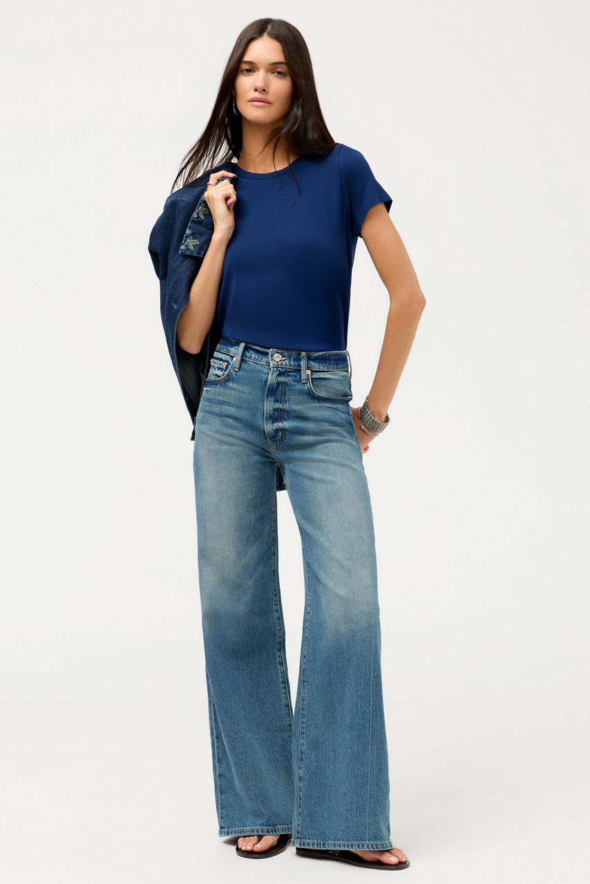 ESSENTIALS SHORT SLEEVE PLEAT BACK CREW NECK, , large image 3