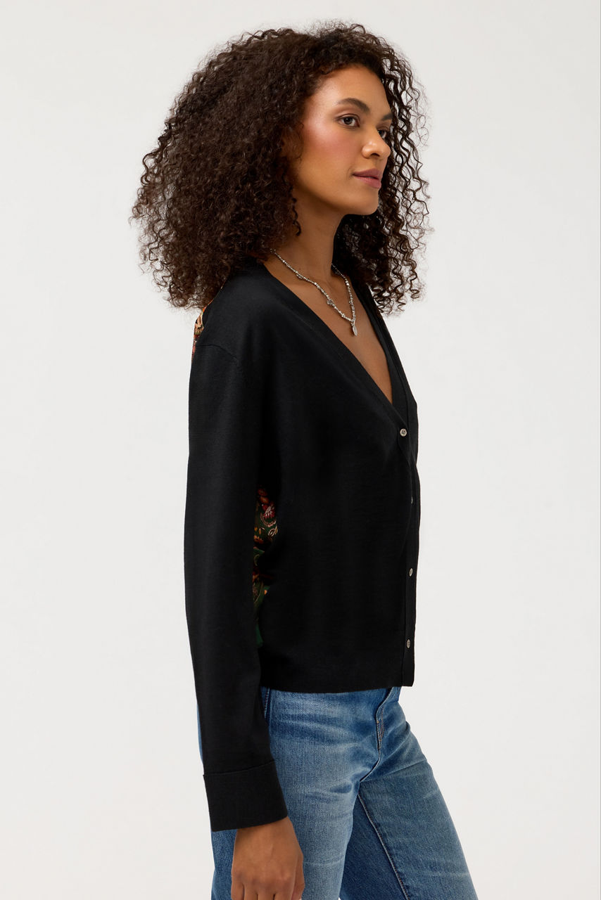 THE PRINTED KNIT V-NECK CARDIGAN, , large image 3