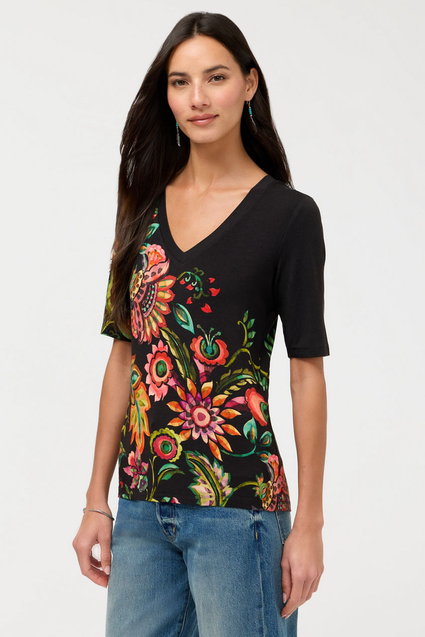 THE JANIE FAVORITE FITTED V-NECK ELBOW SLEEVE TEE, , large image 2