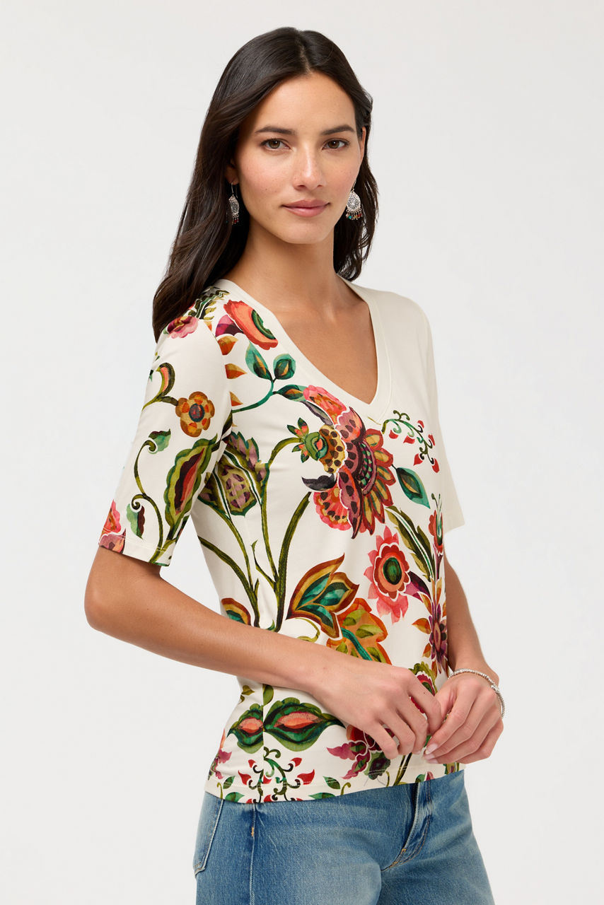 THE JANIE FAVORITE FITTED V-NECK ELBOW SLEEVE TEE, , large image 2