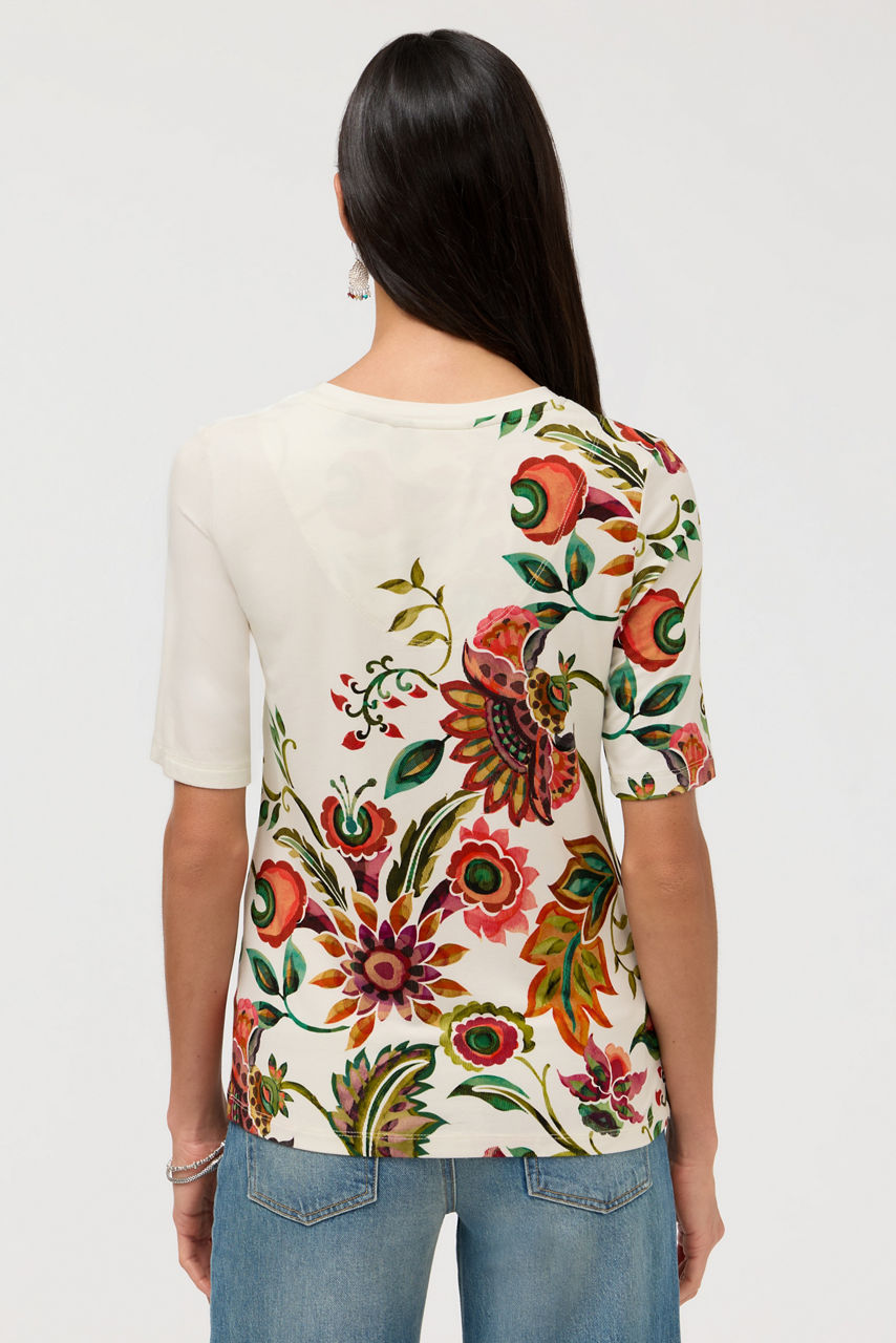 THE JANIE FAVORITE FITTED V-NECK ELBOW SLEEVE TEE, , large image 3