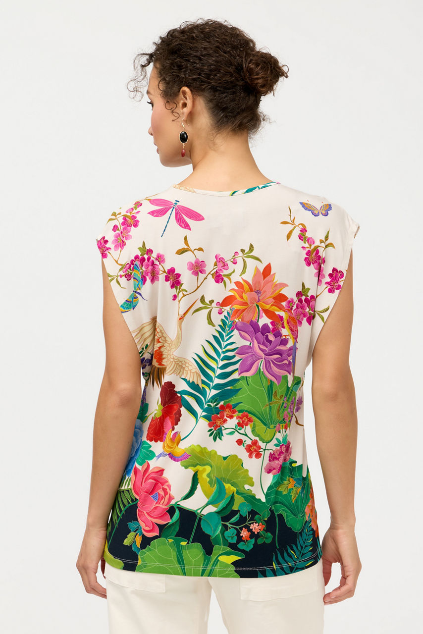 THE JANIE FAVORITE DEEP SCOOP TEE, , large image 3