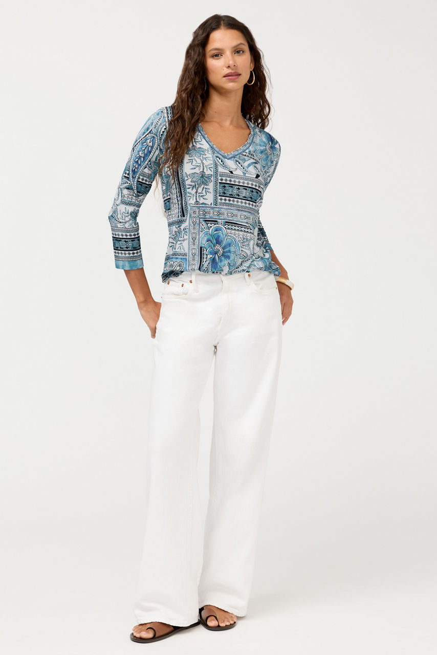 THE JANIE FAVORITE 3/4 SLEEVE V-NECK SWING TEE, , large image 3