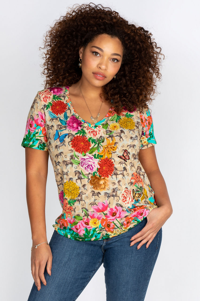 洋楽 303 - City Styles Buy The Janie Favorite Short Sleeve V-Neck Tee | Johnny Was