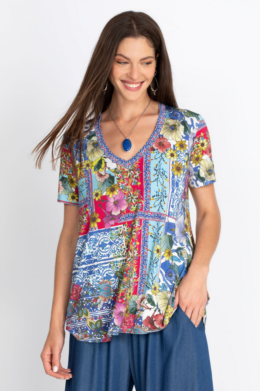 Buy The Janie Favorite Short Sleeve V-Neck Swing Tee | Johnny Was