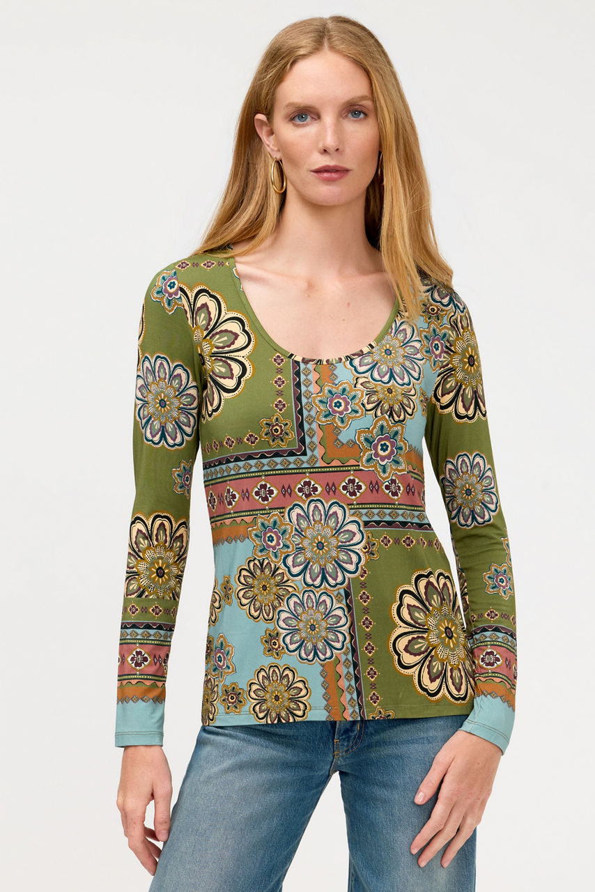 THE JANIE FAVORITE LONG SLEEVE SCOOP NECK FITTED TEE, , large image 2
