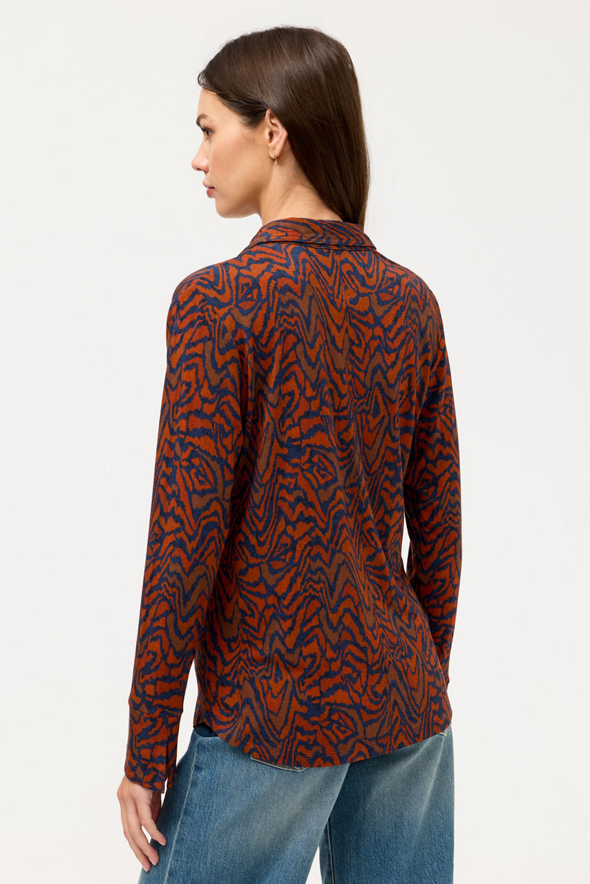 THE JANIE FAVORITE BUTTON FRONT SHIRT, , large image 4